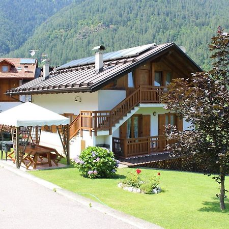 Villetta Val Di Sole คอมเมซซาดูรา ภายนอก รูปภาพ