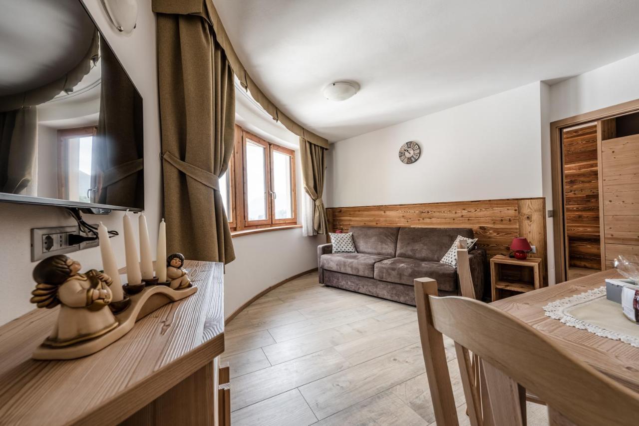 Villetta Val Di Sole คอมเมซซาดูรา ภายนอก รูปภาพ