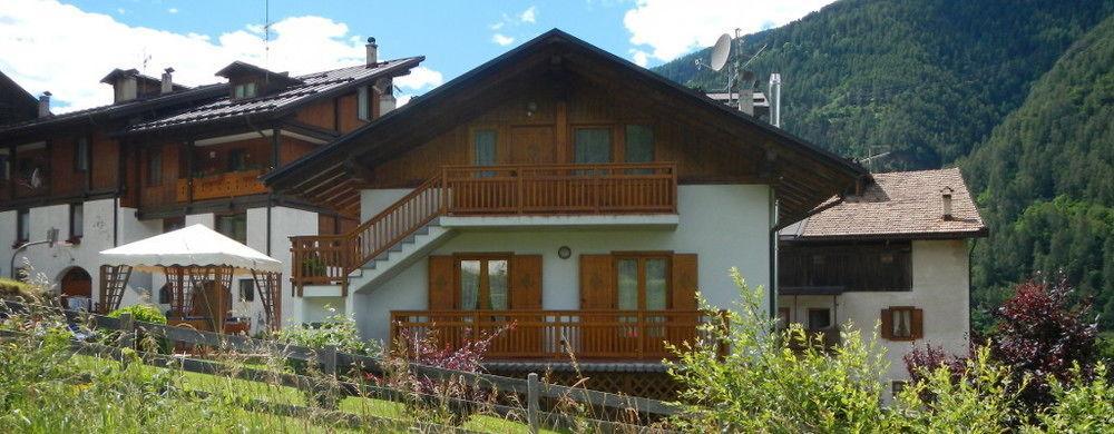 Villetta Val Di Sole คอมเมซซาดูรา ภายนอก รูปภาพ